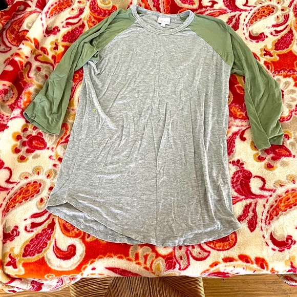 LuLaRoe Tops - Lularoe top small